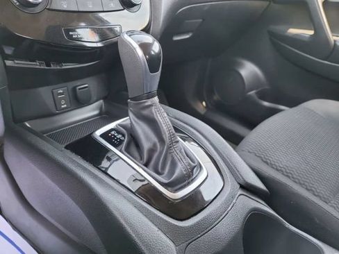 Used 2017 Nissan Rogue Sport S w/ S Appearance Package AWD/4WD image 18