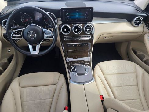 Used 2021 Mercedes-Benz GLC 300 4MATIC image 17