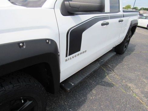 Used 2018 Chevrolet Silverado 1500 Custom w/ Custom Value Package AWD/4WD image 6