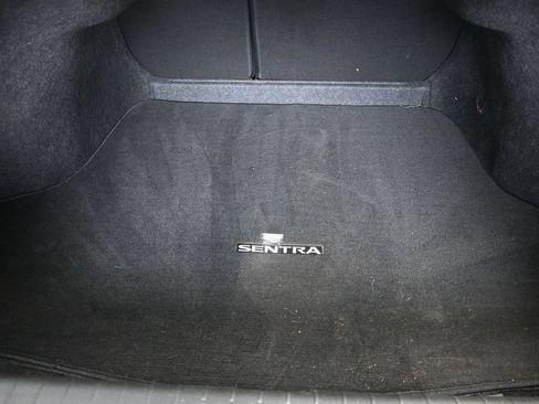 Used 2025 Nissan Sentra S FWD image 19