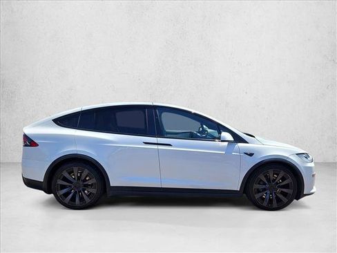 Used 2022 Tesla Model X Plaid AWD/4WD image 4