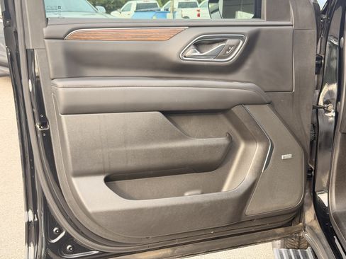 Used 2023 Chevrolet Tahoe High Country AWD/4WD image 28