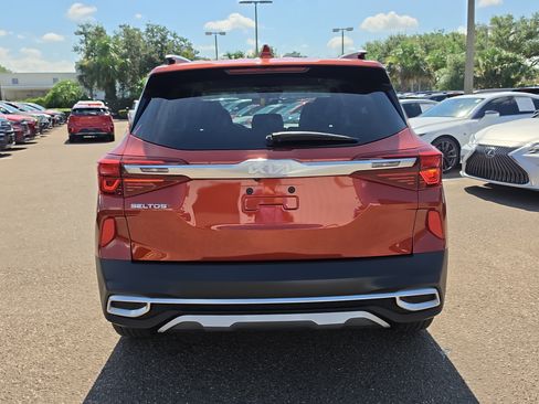 Certified 2023 Kia Seltos S w/ Navigation Package FWD image 7