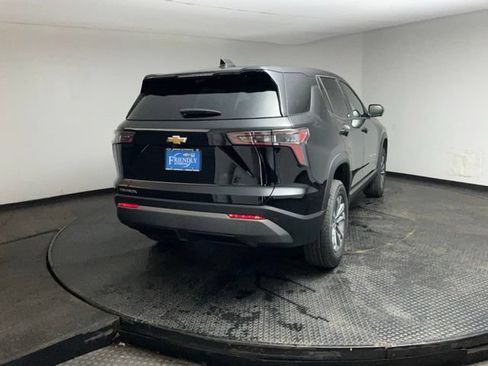 New 2026 Chevrolet Equinox LT w/ Safety and Technology Package FWD image 7