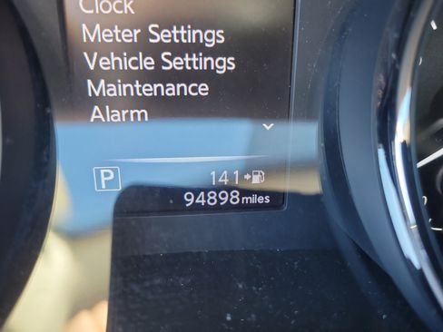 Used 2018 Nissan Rogue Sport SV image 32