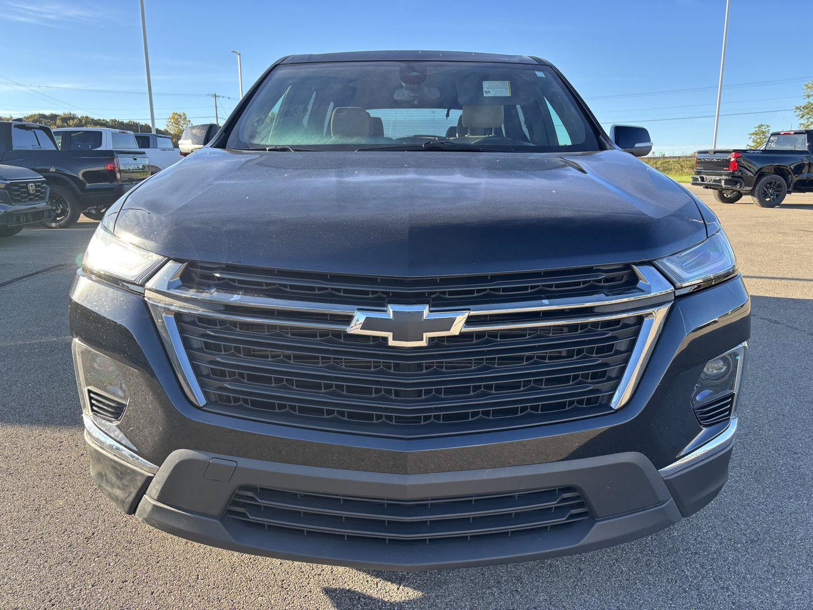 Used 2023 Chevrolet Traverse LS w/ Midnight/Sport Edition AWD/4WD image 10