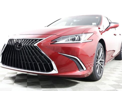 Certified 2023 Lexus ES 350 w/ Premium Package image 2