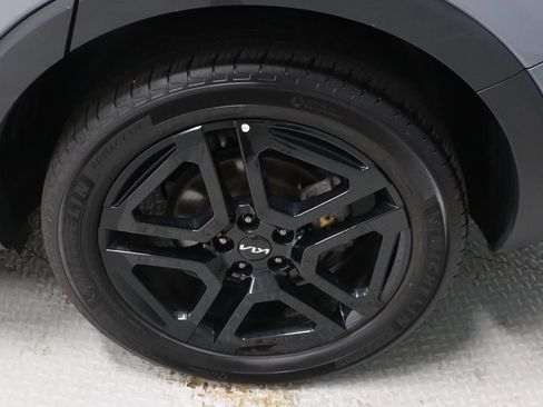 Used 2024 Kia Telluride EX X-Line AWD/4WD image 19