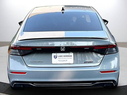 Used 2025 Honda Accord Sport image 8