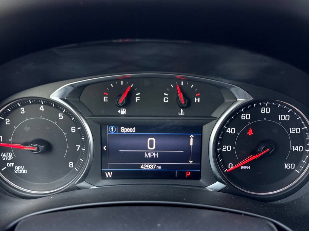 Used 2024 GMC Terrain SLE FWD image 33