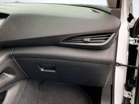 Used 2023 Buick Envision Essence w/ Sport Touring Package image 17