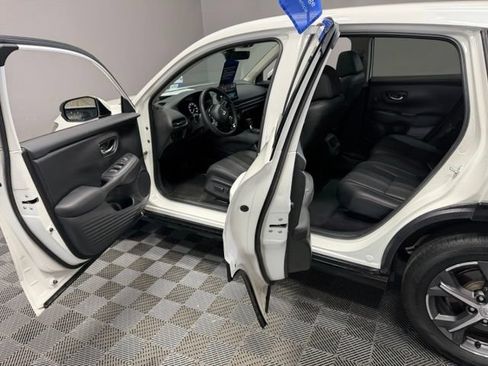 Used 2025 Honda HR-V EX-L image 13
