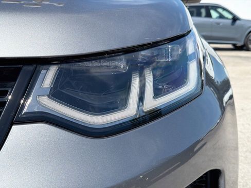 Certified 2025 Land Rover Discovery Sport S AWD/4WD image 9