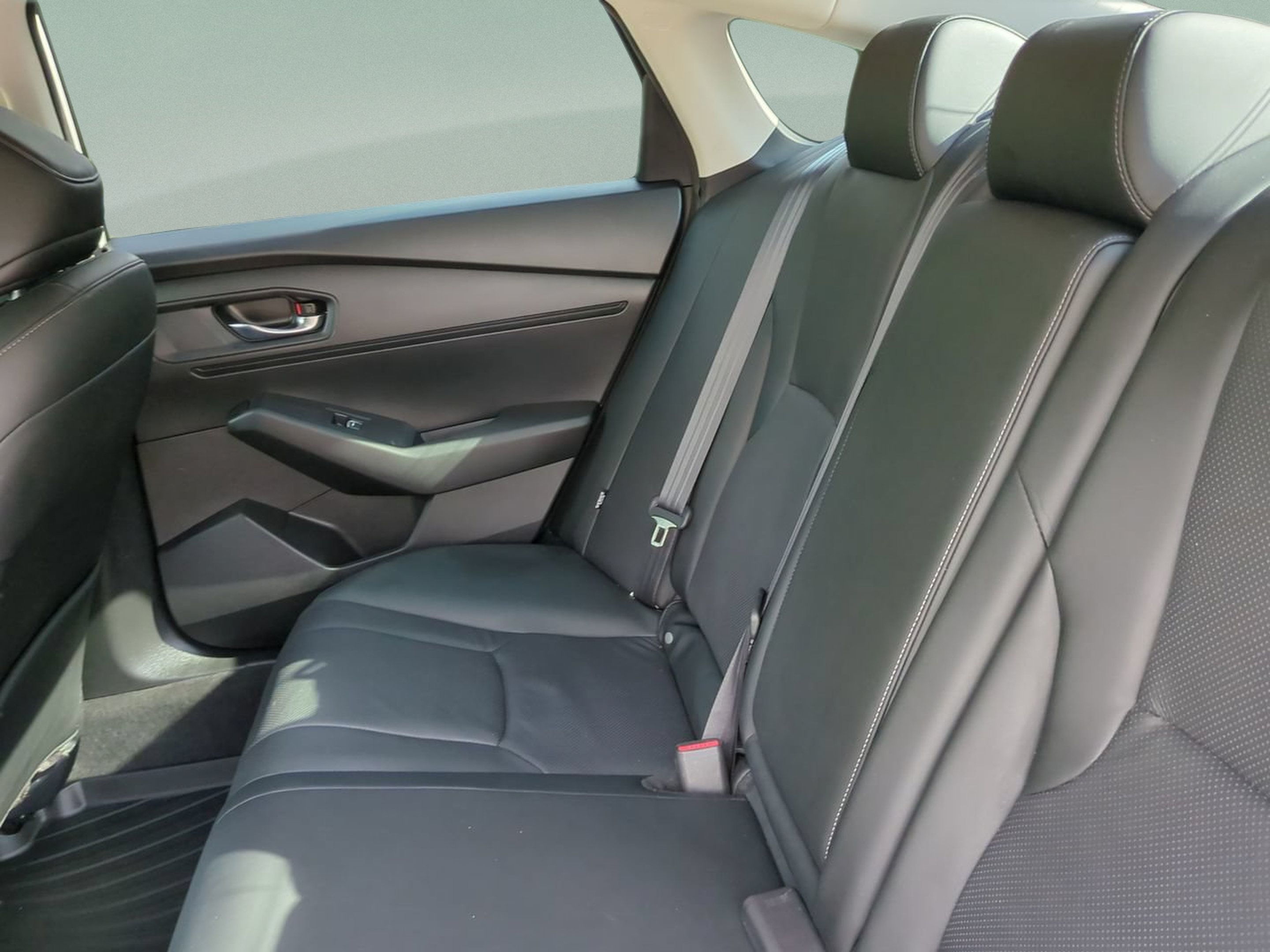 Used 2023 Honda Accord EX-L image 18
