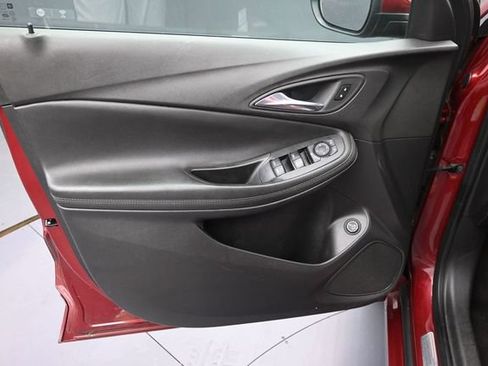 Used 2023 Buick Encore GX Select w/ Sport Touring Package FWD image 16