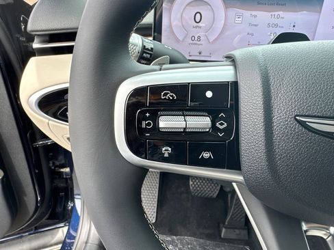 New 2026 Genesis GV70 2.5T Advanced image 25