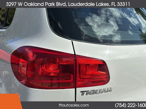 Used 2016 Volkswagen Tiguan S image 13