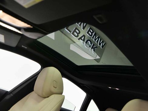 Used 2025 BMW i4 eDrive40 image 7