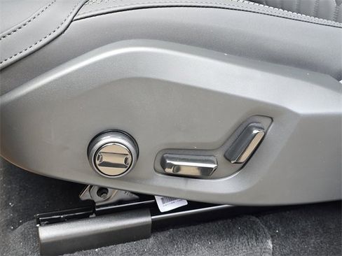 New 2026 Volvo XC90 B6 Plus w/ Protection Package Premier image 5