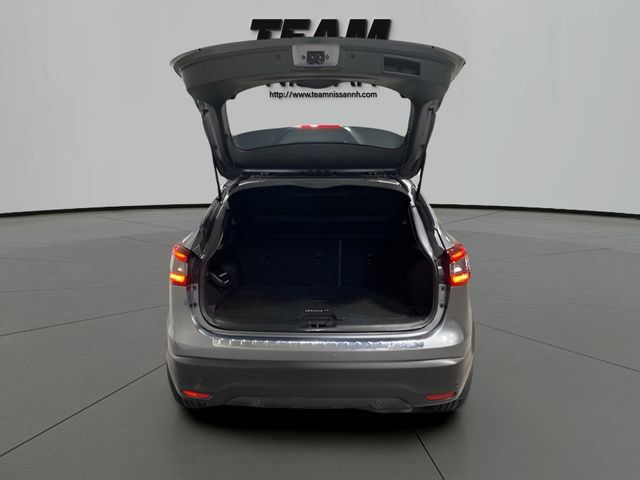 Certified 2022 Nissan Rogue Sport SL AWD/4WD image 6