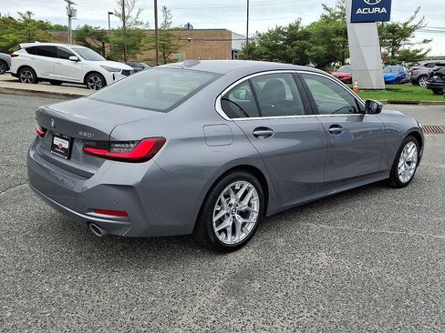 Used 2026 BMW 330i xDrive Sedan AWD/4WD image 4