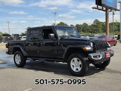 Used 2021 Jeep Gladiator Sport AWD/4WD image 4