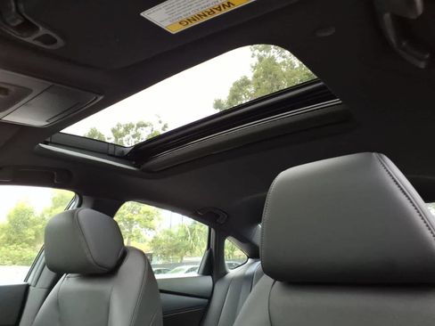 Used 2023 Honda Accord Sport image 15