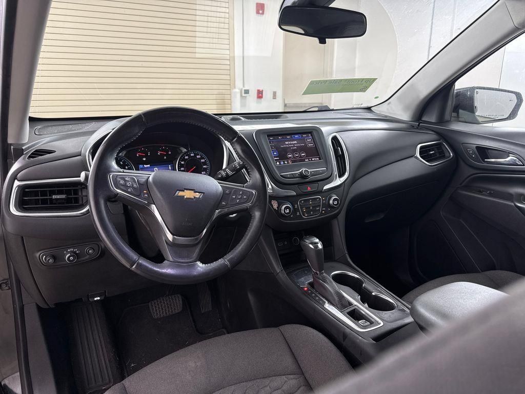 Used 2021 Chevrolet Equinox LT FWD image 28