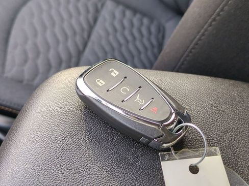 Used 2019 Chevrolet Equinox LT w/ Driver Convenience Package image 41