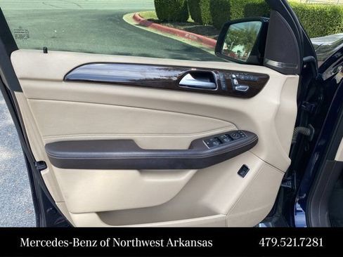 Used 2018 Mercedes-Benz GLE 350 4MATIC image 11