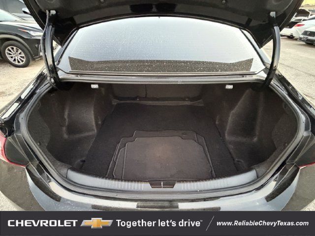 Used 2022 Chevrolet Malibu LT w/ Midnight Edition FWD image 30