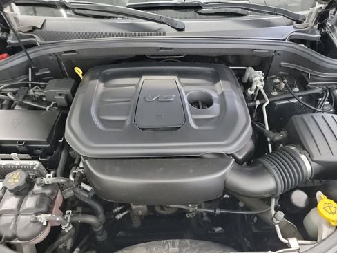 Used 2020 Jeep Grand Cherokee Trailhawk AWD/4WD image 25