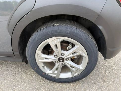 Used 2023 Hyundai Kona SEL FWD image 19
