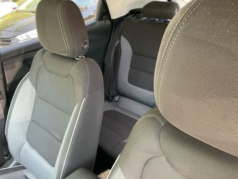 Used 2025 Chevrolet TrailBlazer LT AWD/4WD image 34