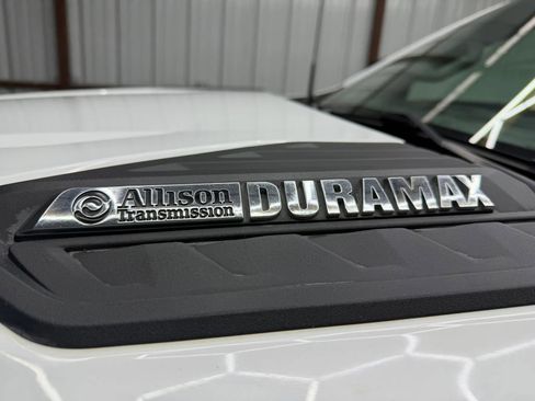 Used 2020 Chevrolet Silverado 2500 LT w/ Z71 Off-Road Package image 7