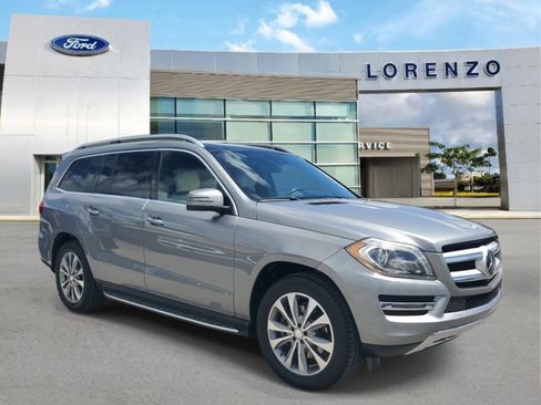 Used 2015 Mercedes-Benz GL 450 4MATIC image 3