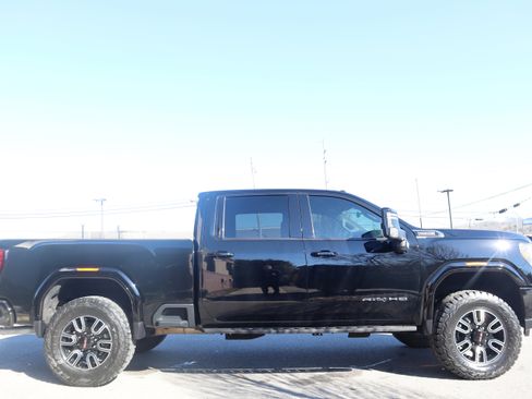 Used 2022 GMC Sierra 2500 AT4 w/ AT4 Premium Plus Package image 6