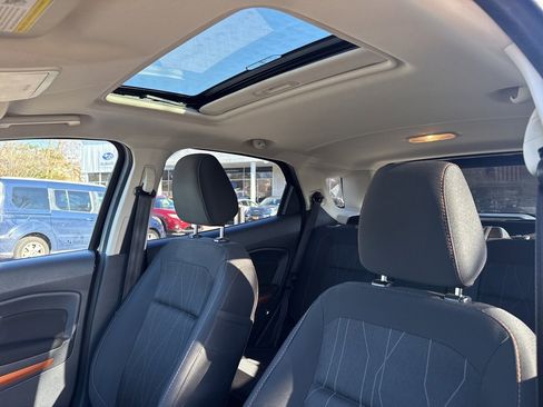 Certified 2022 Ford EcoSport SE w/ SE Convenience Package image 20
