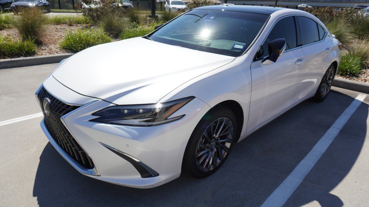 Certified 2024 Lexus ES 350 Ultra Luxury w/ Accessory Package (Z2) FWD image 5