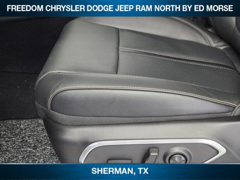 New 2026 Jeep Grand Wagoneer L 4WD image 18