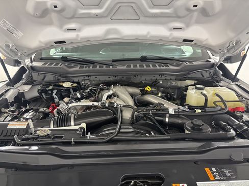 Used 2024 Ford F350 XLT image 27