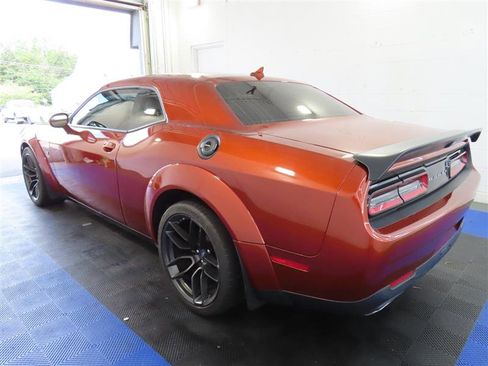Used 2022 Dodge Challenger R/T Scat Pack RWD image 4