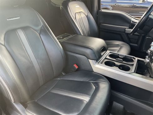 Certified 2022 Ford F450 Platinum w/ FX4 Off-Road Package image 10