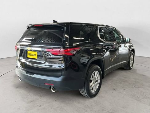 Used 2023 Chevrolet Traverse LS w/ Safety Package AWD/4WD image 5