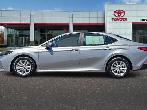 Certified 2025 Toyota Camry LE FWD image 7