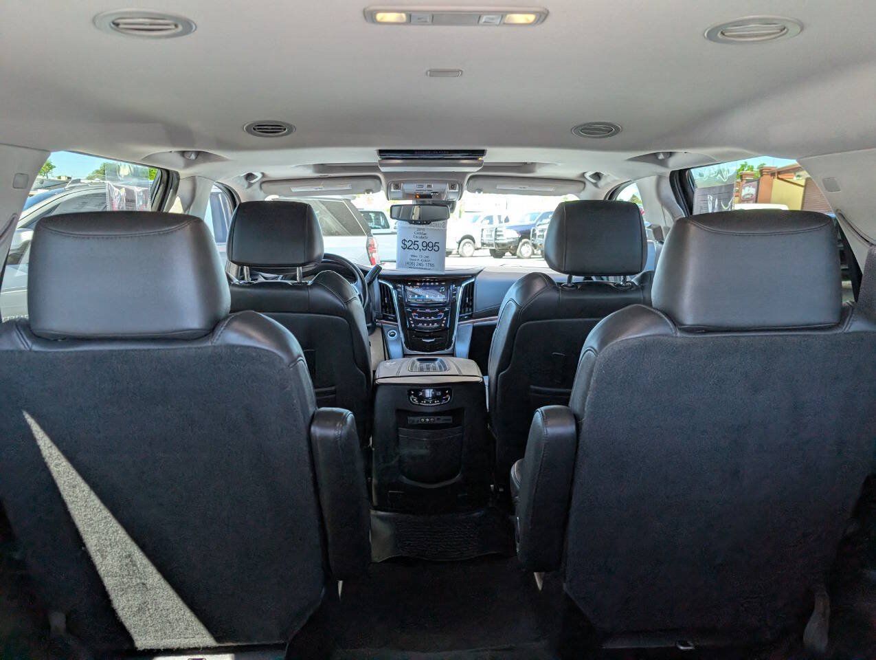 Used 2016 Cadillac Escalade Premium AWD/4WD image 17