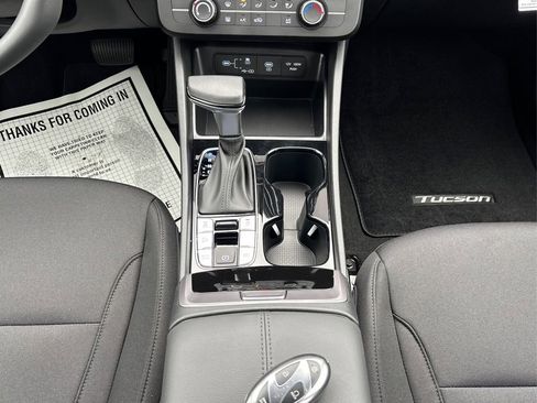 New 2026 Hyundai Tucson SE image 12
