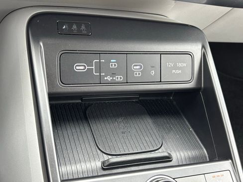 Certified 2024 Hyundai Kona SEL w/ Convenience Package FWD image 24
