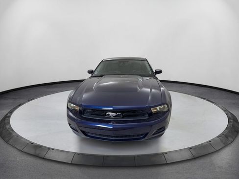 Used 2011 Ford Mustang Premium w/ 202A Rapid Spec Order Code RWD image 2