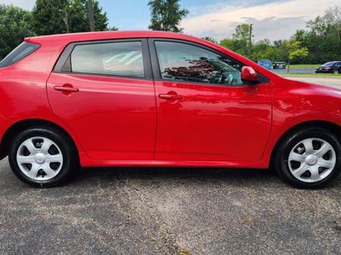 Used 2009 Toyota Matrix S AWD/4WD image 3